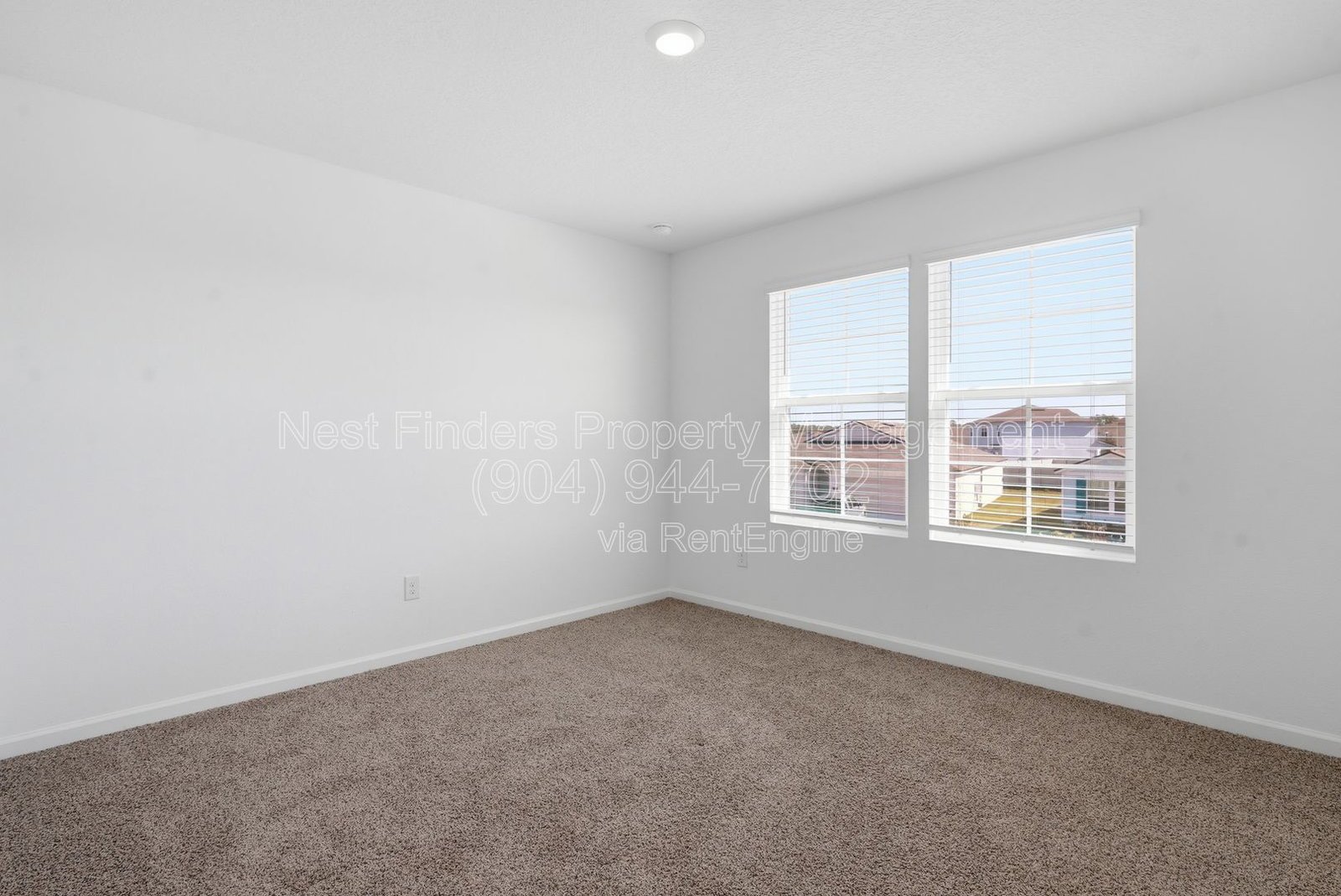 Like-new 5-bedroom, 3-bathroom home for rent in the highly desirable Entrada community property image