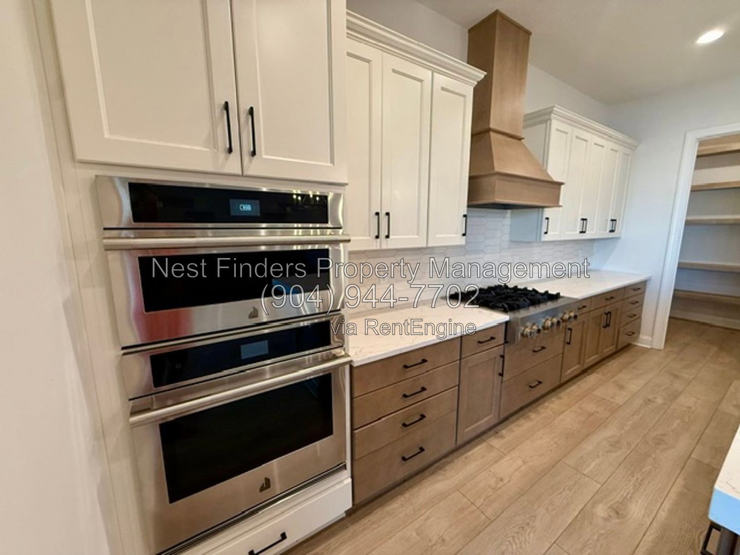Welcome home to this stunning 4-bedroom, 3-bathroom home located in the desirable Seabrook Village community. property image