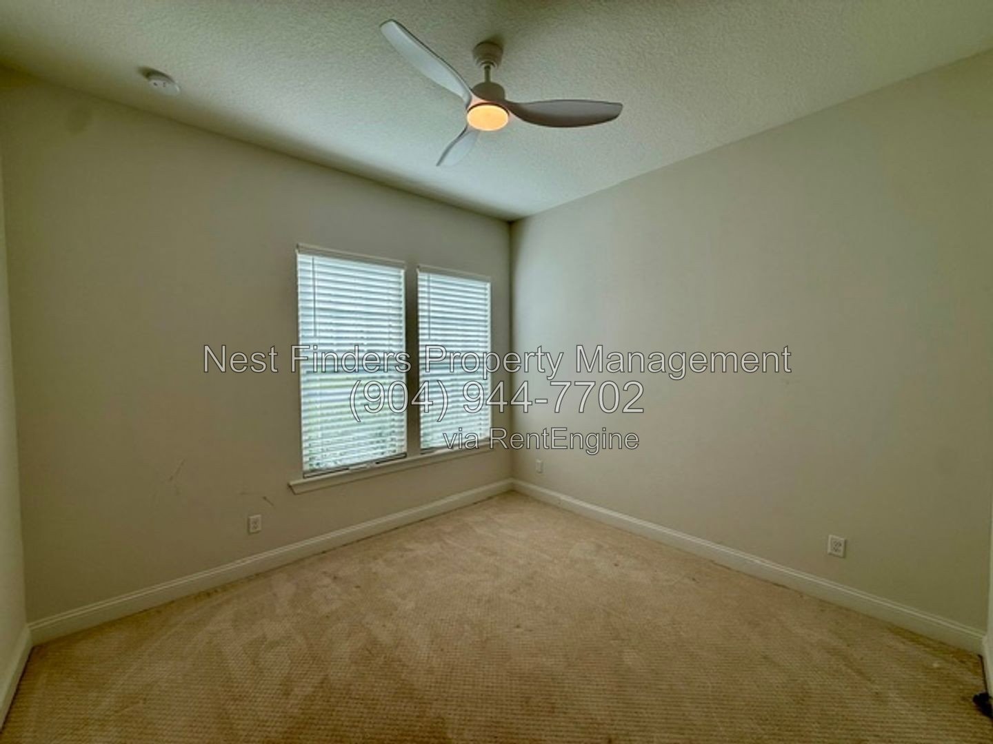 Welcome home to this stunning 4-bedroom, 3-bathroom home located in the desirable Seabrook Village community. property image
