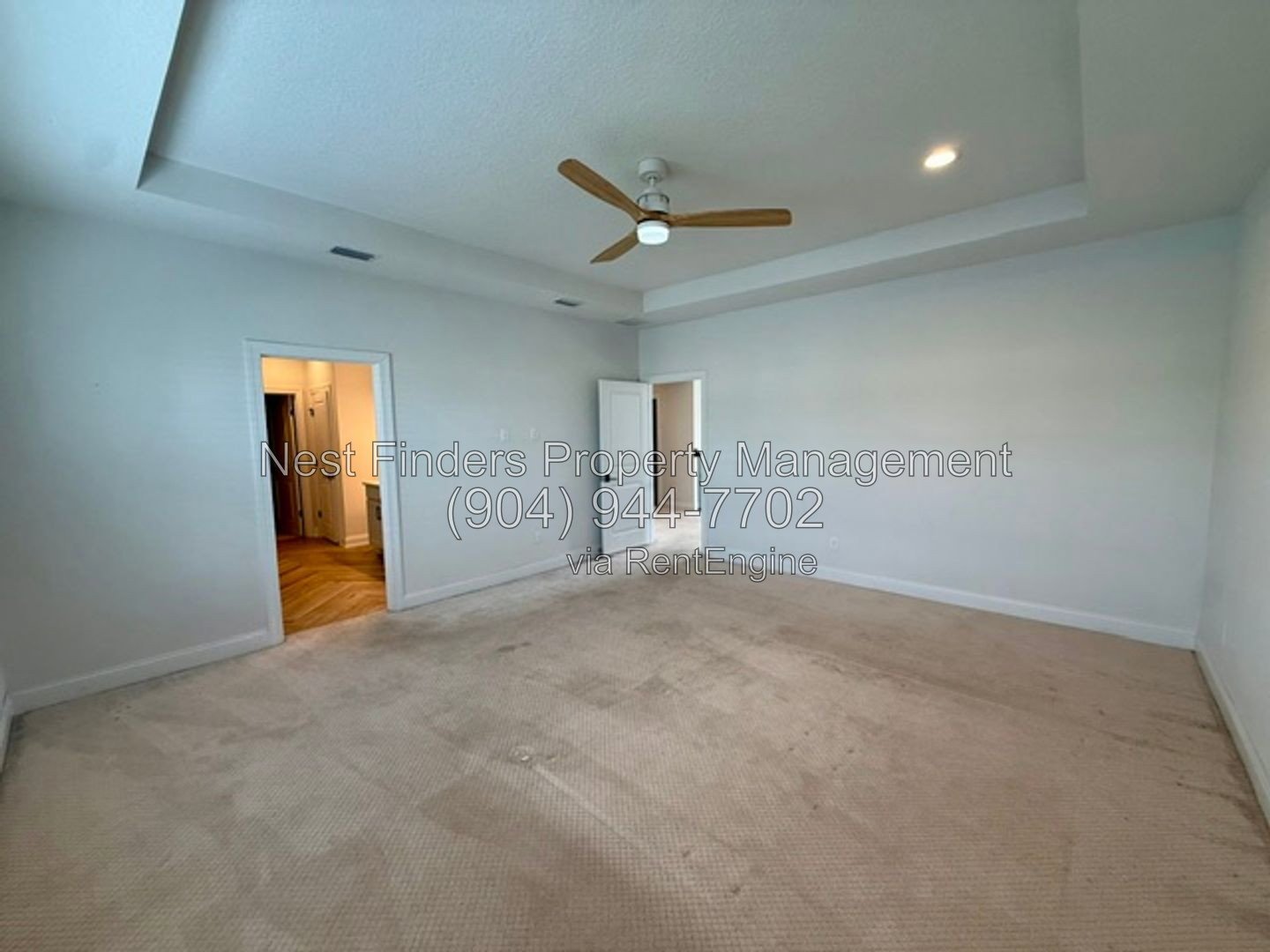 Welcome home to this stunning 4-bedroom, 3-bathroom home located in the desirable Seabrook Village community. property image
