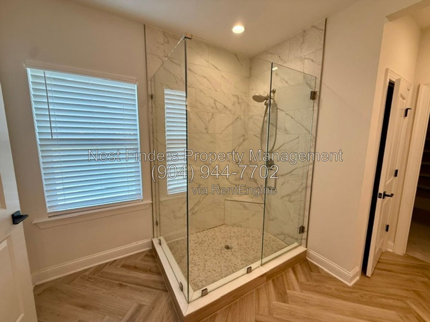 Welcome home to this stunning 4-bedroom, 3-bathroom home located in the desirable Seabrook Village community. property image