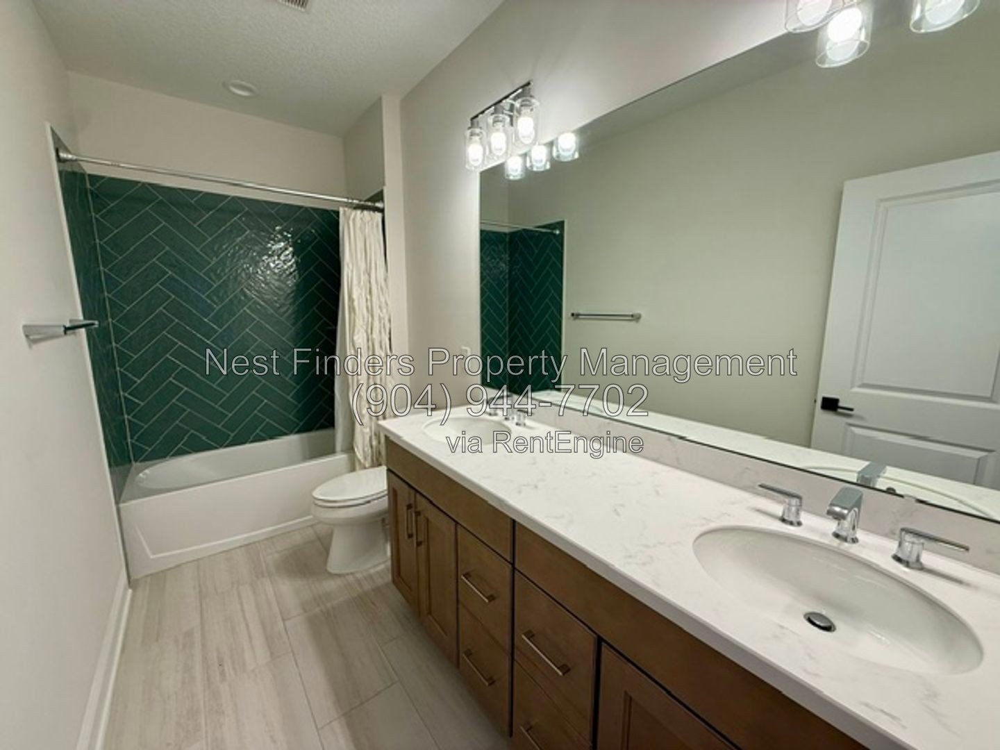 Welcome home to this stunning 4-bedroom, 3-bathroom home located in the desirable Seabrook Village community. property image