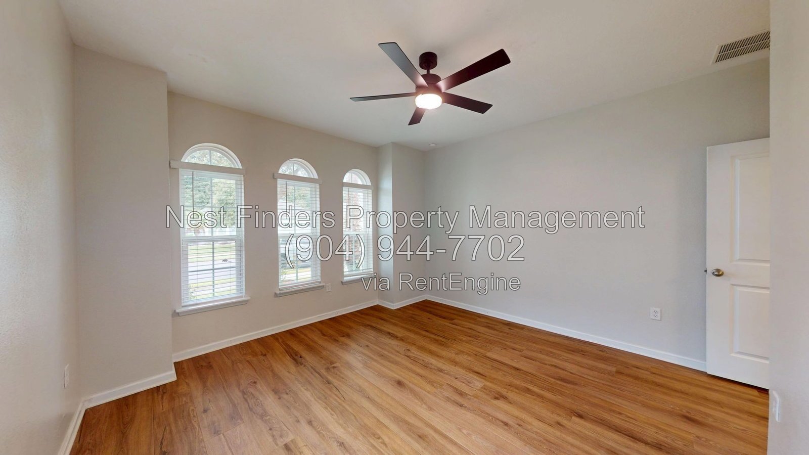 Spacious and well-maintained 4-bedroom, 3-bath home located in North Jacksonville! property image