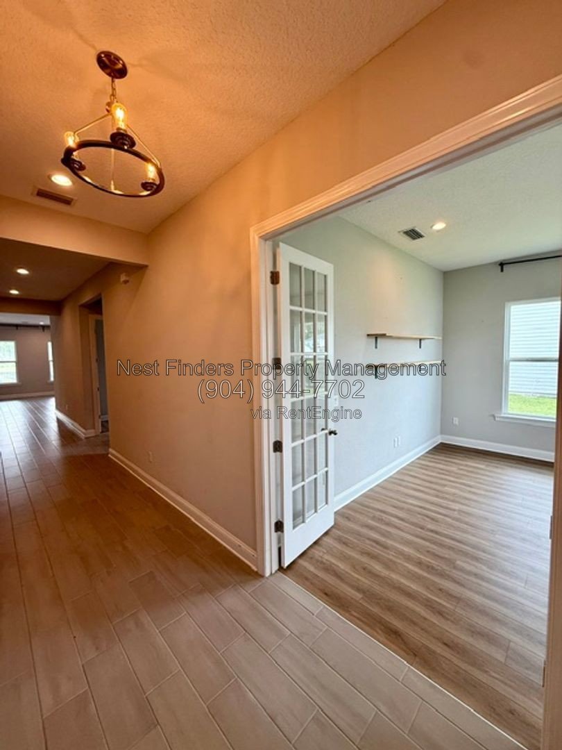 Stunning 4-bedroom, 3-bathroom home for rent in the desirable Mill Creek Forest community! property image