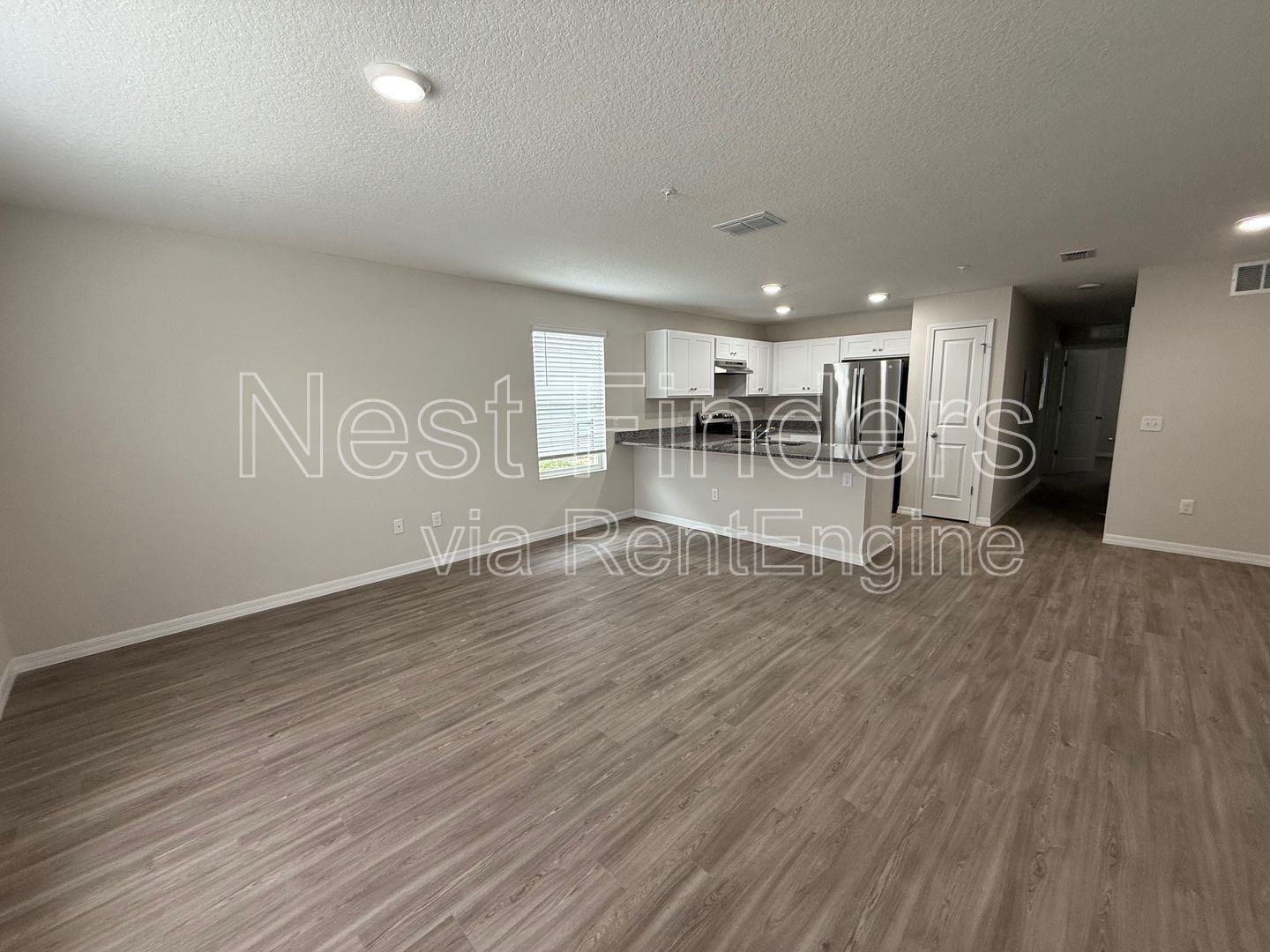Brand New condo for rent in Mandarin! property image