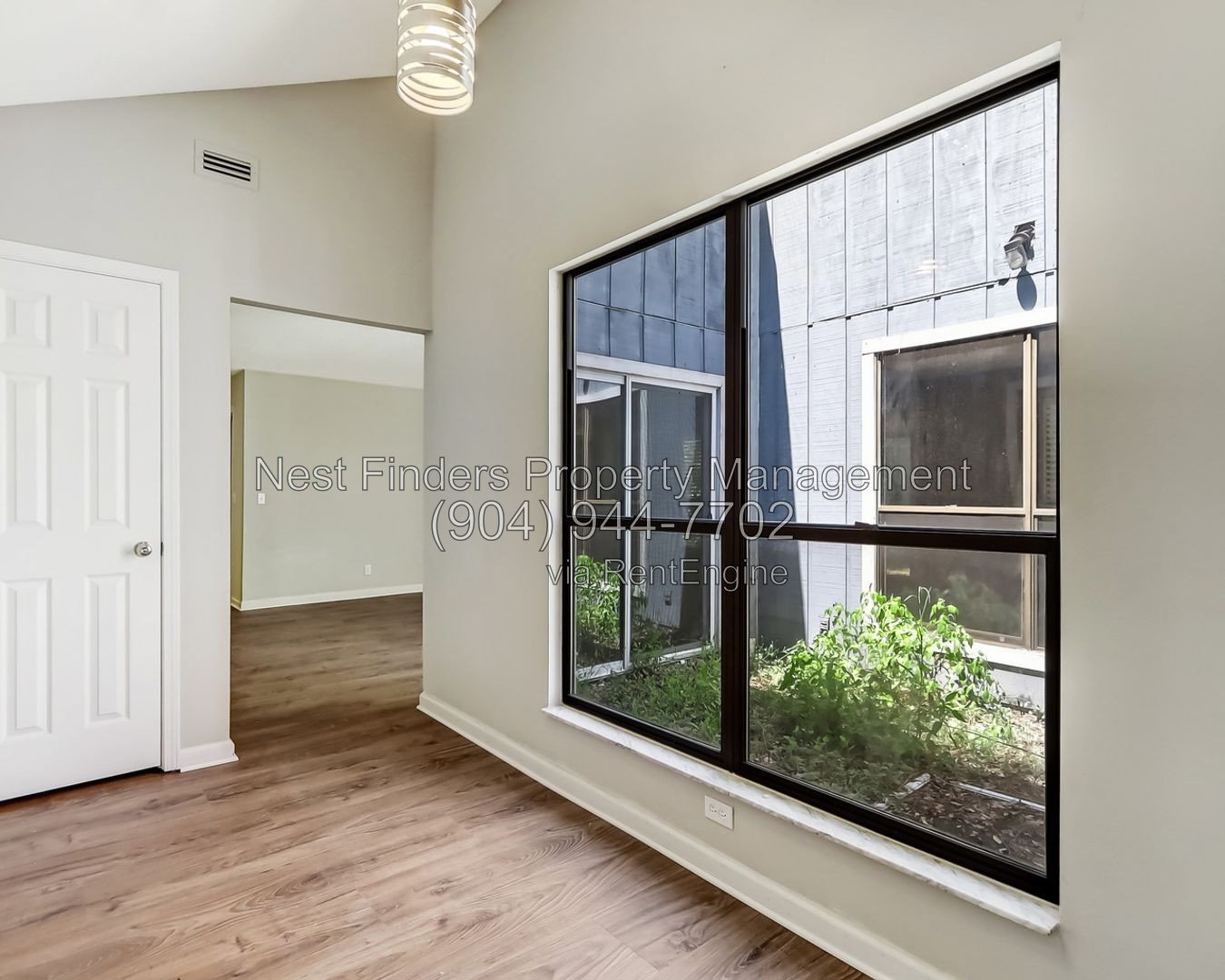 Beautifully redone 4 bedroom, 2 bathroom home for rent in the heart Mandarin! property image
