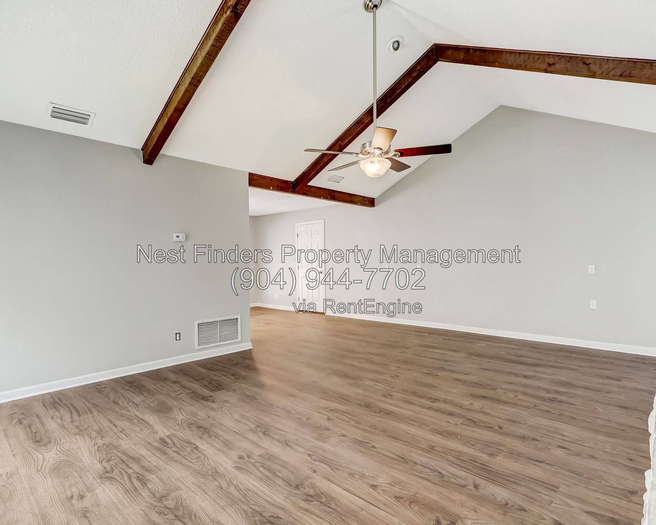 Beautifully redone 4 bedroom, 2 bathroom home for rent in the heart Mandarin! property image