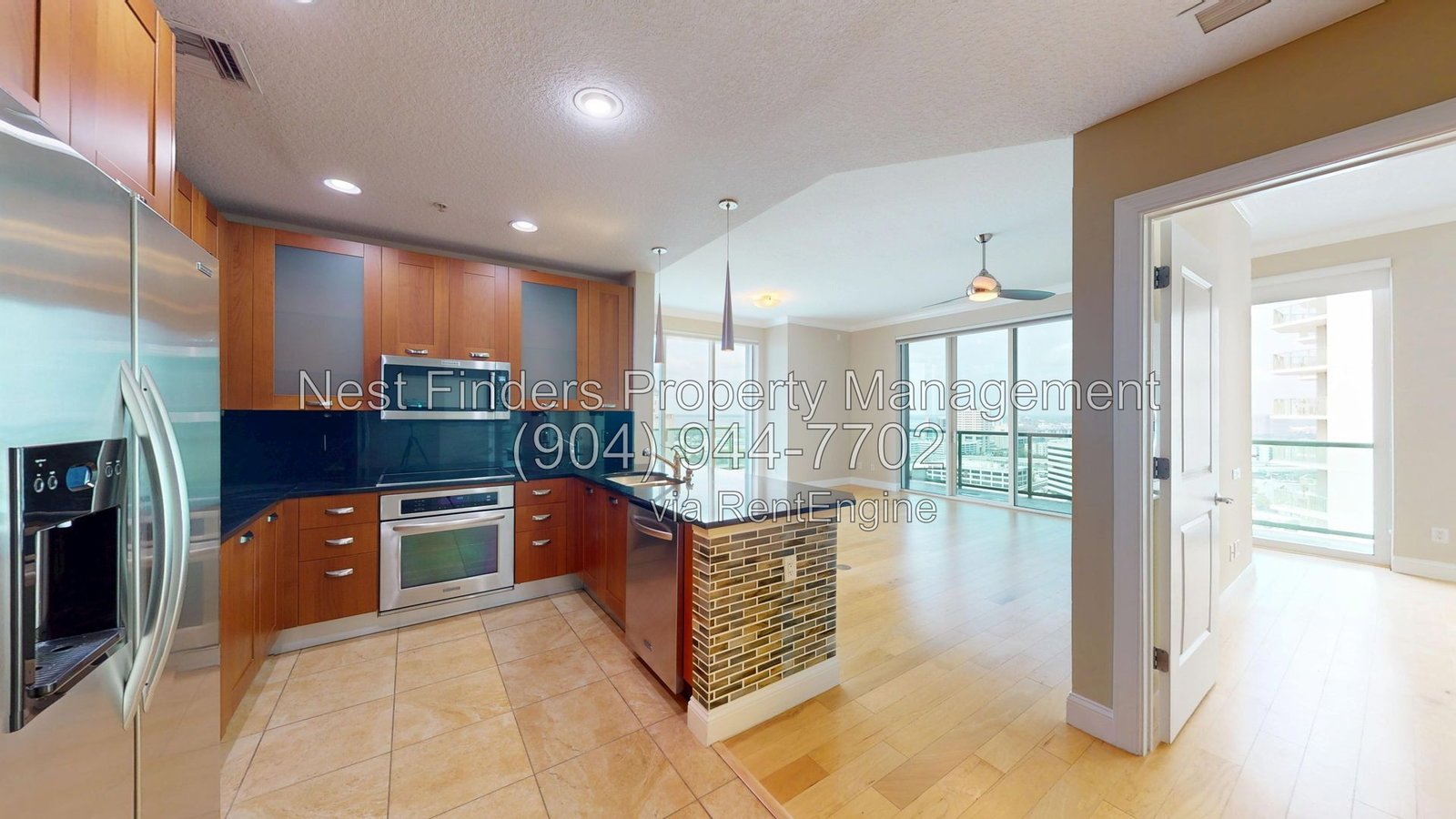 Luxury Corner Condo with Panoramic City Views at The Peninsula property image