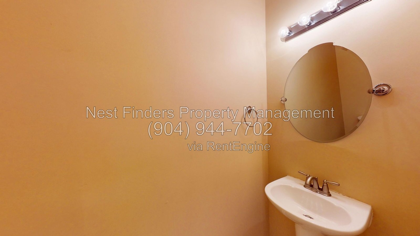 Beautiful 4 bedroom, 2.5 bathroom home in Greenleaf Village at Nocatee! property image
