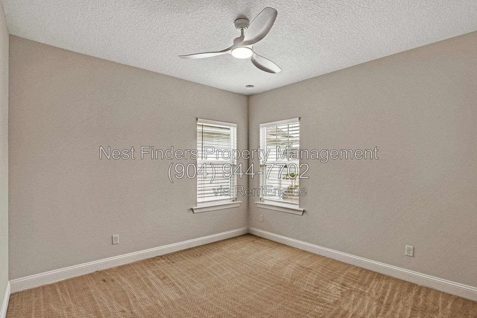 Welcome home to this stunning 4-bedroom, 3-bathroom home located in the desirable Seabrook Village community. property image
