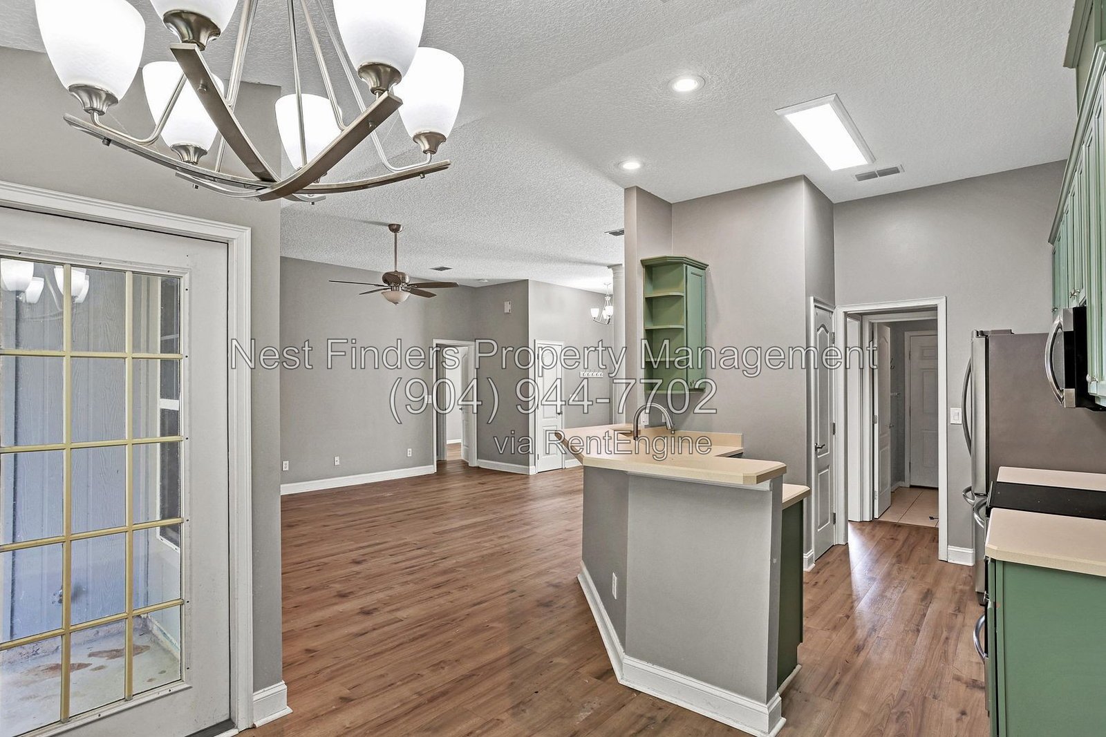 Nice 3 bedroom home for rent in The Woods community! property image