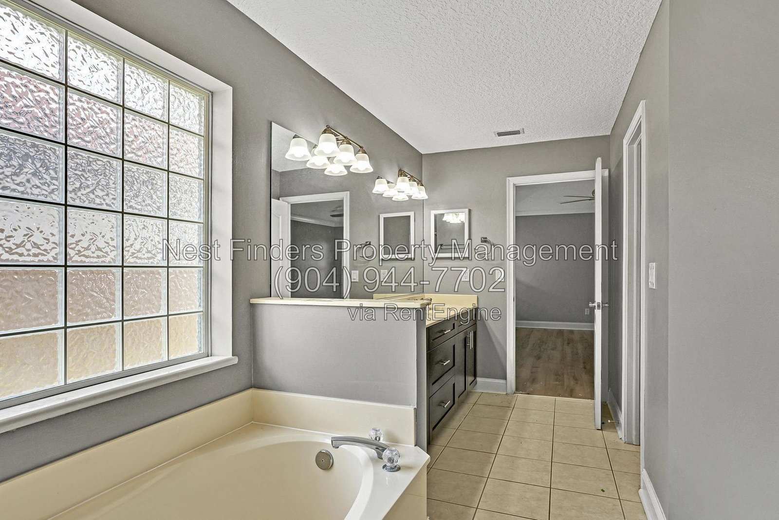 Nice 3 bedroom home for rent in The Woods community! property image