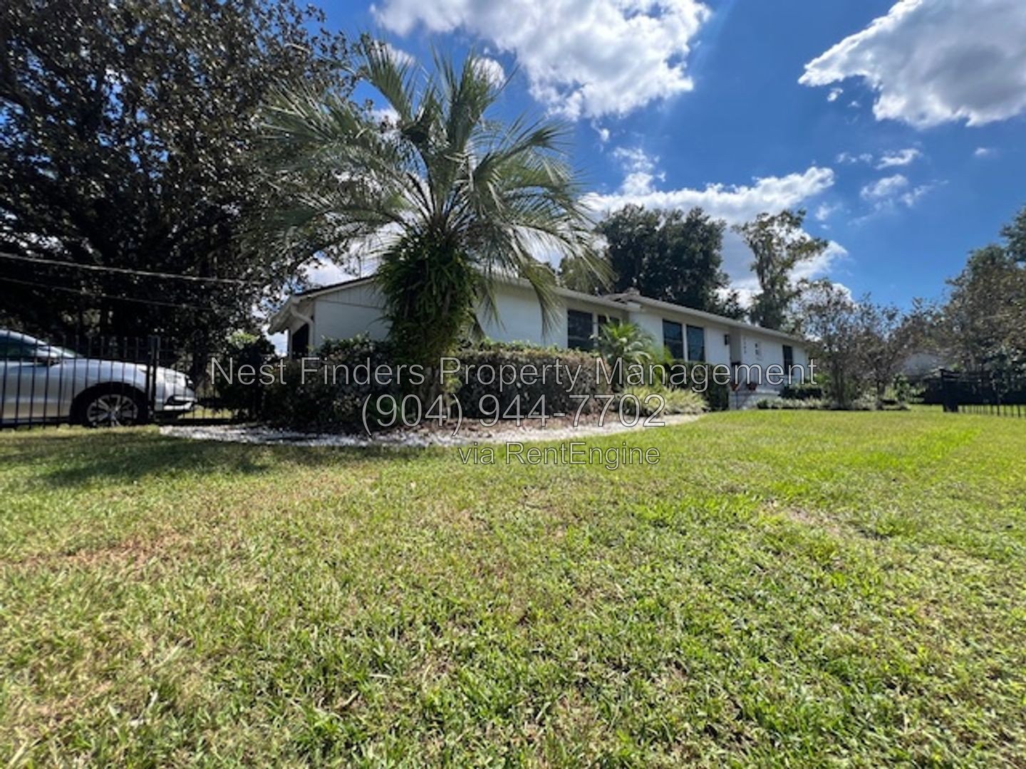 Discover this charming 3-bedroom, 2-bathroom home nestled in the heart of San Marco property image