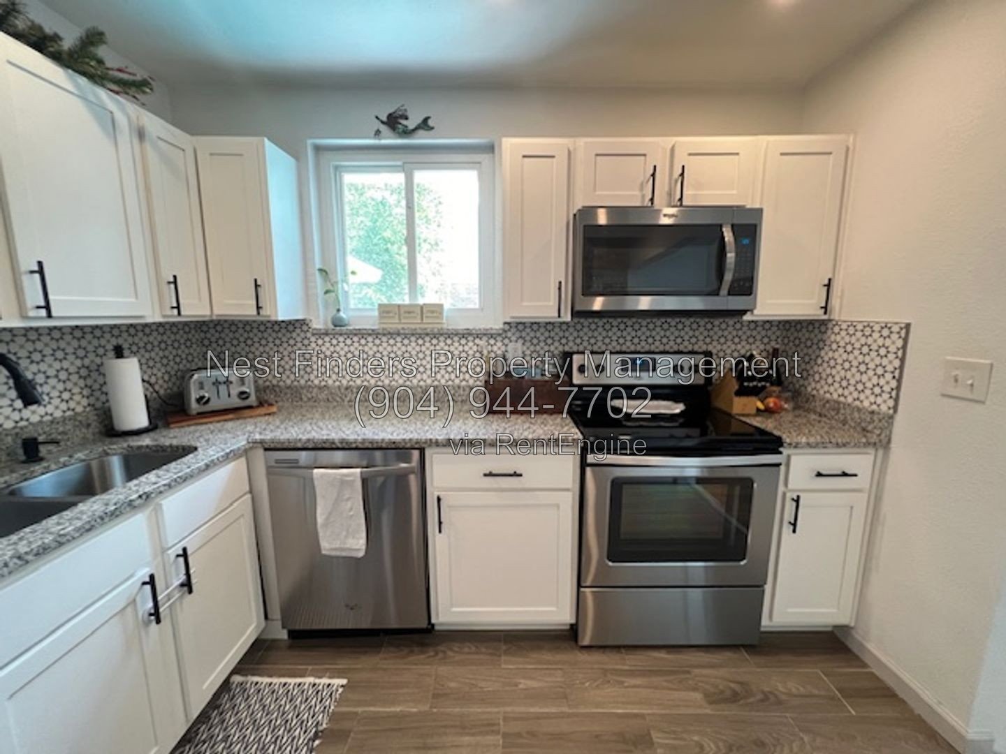 Discover this charming 3-bedroom, 2-bathroom home nestled in the heart of San Marco property image