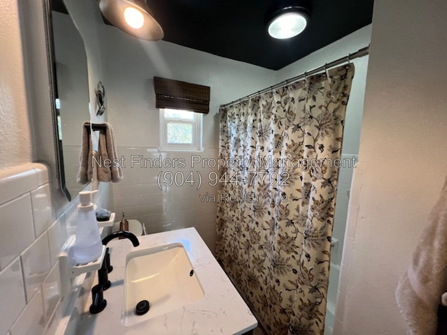 Discover this charming 3-bedroom, 2-bathroom home nestled in the heart of San Marco property image