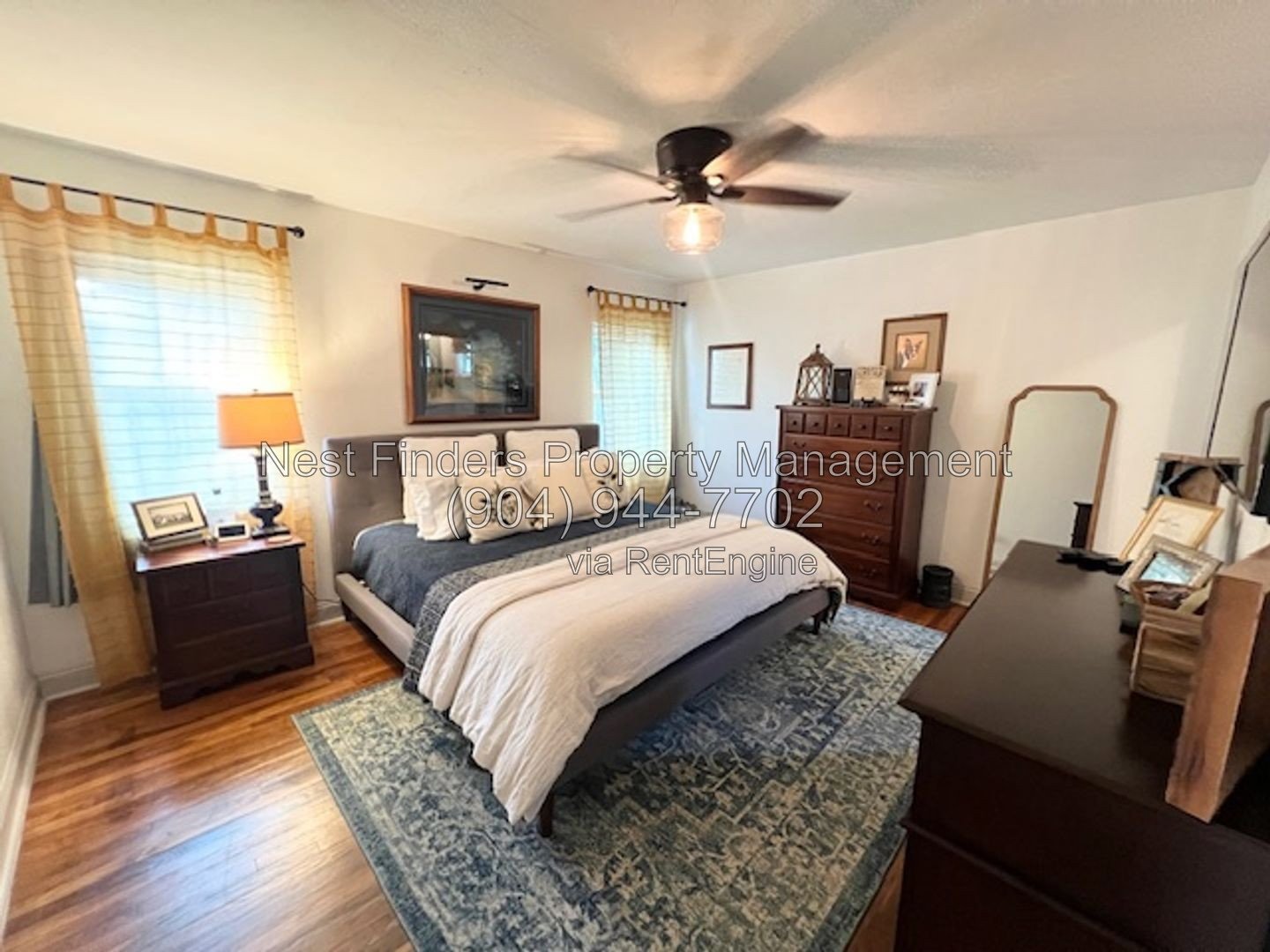 Discover this charming 3-bedroom, 2-bathroom home nestled in the heart of San Marco property image
