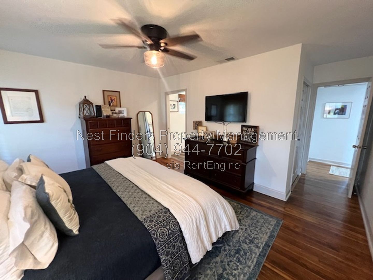 Discover this charming 3-bedroom, 2-bathroom home nestled in the heart of San Marco property image