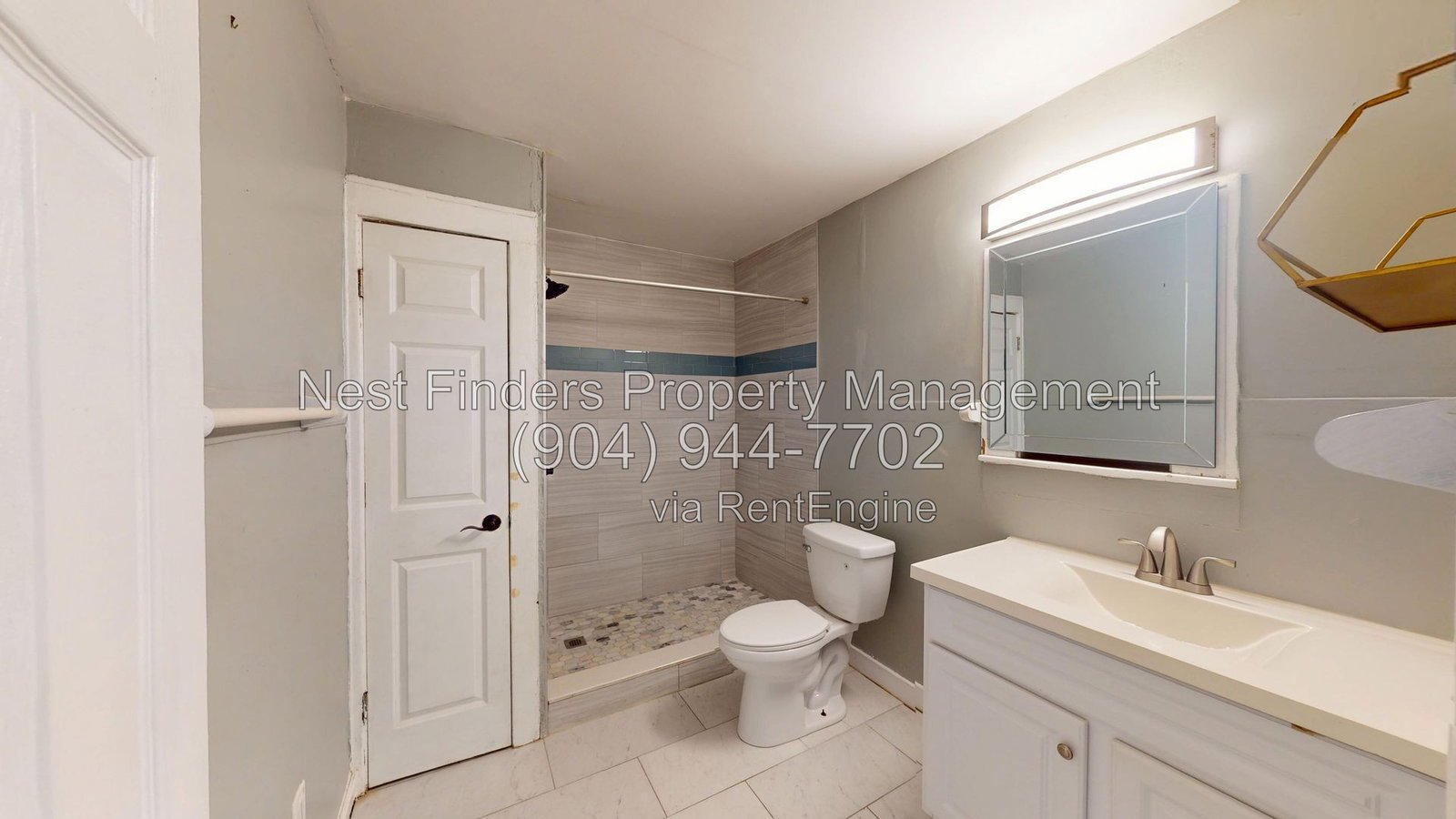 Charming & Spacious 3-Bedroom Duplex in the Heart of Riverside! property image