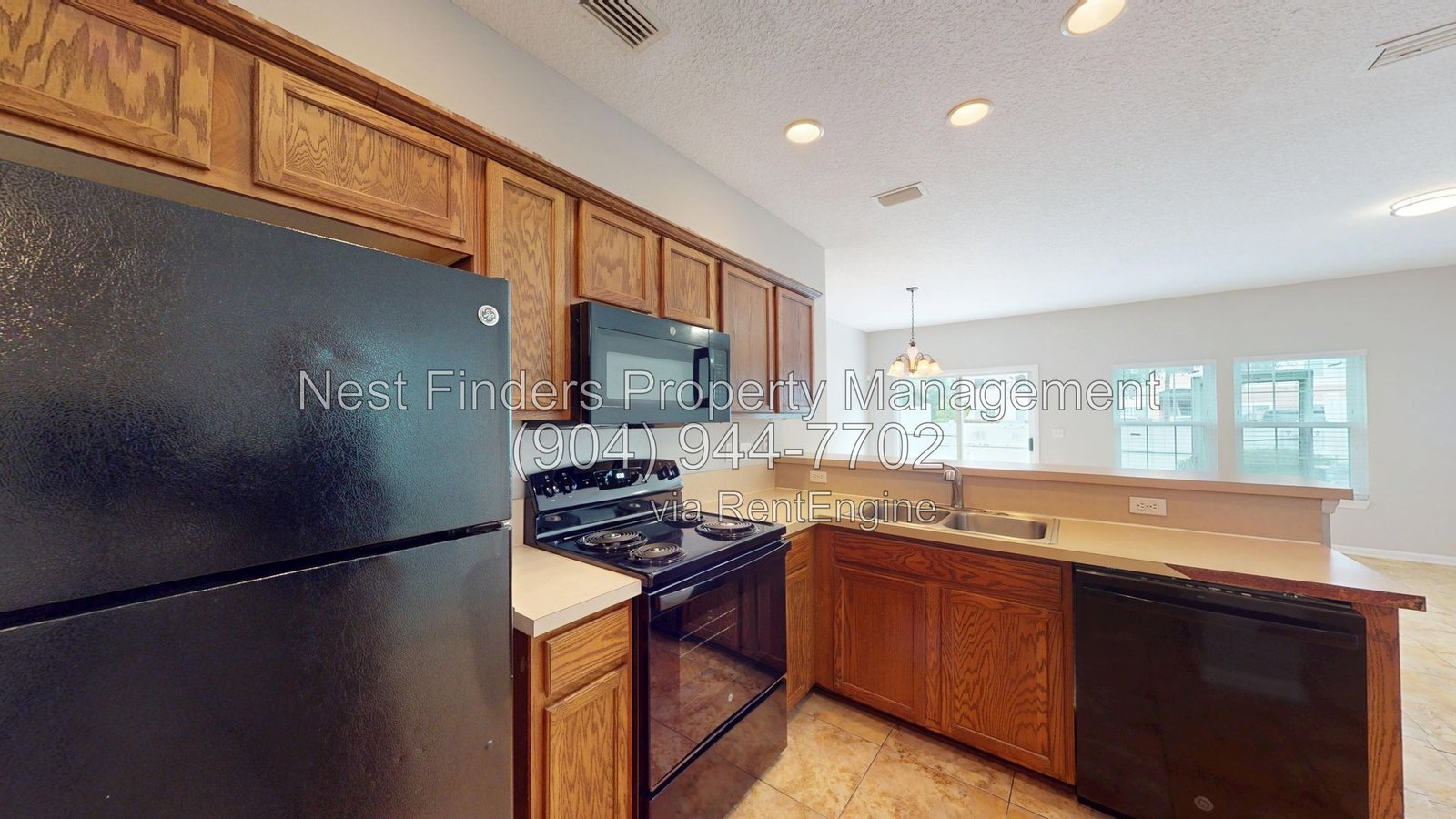 Nice 2 bedroom, 2.5 bathroom townhouse for rent in Biscayne Bay. property image