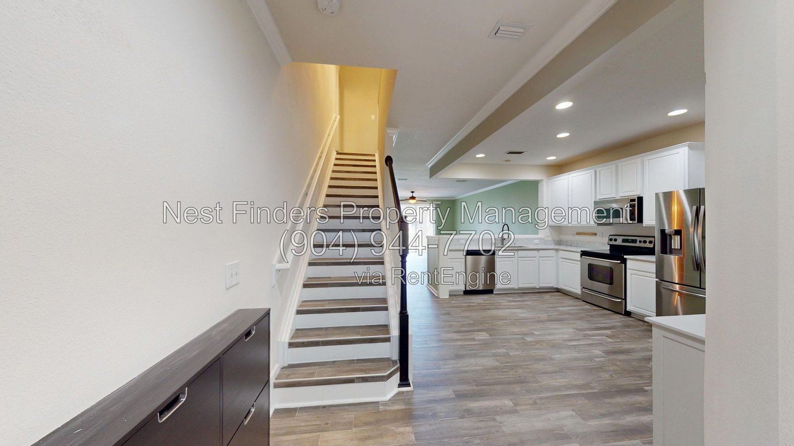 Beautiful townhome for rent in Campfield! property image