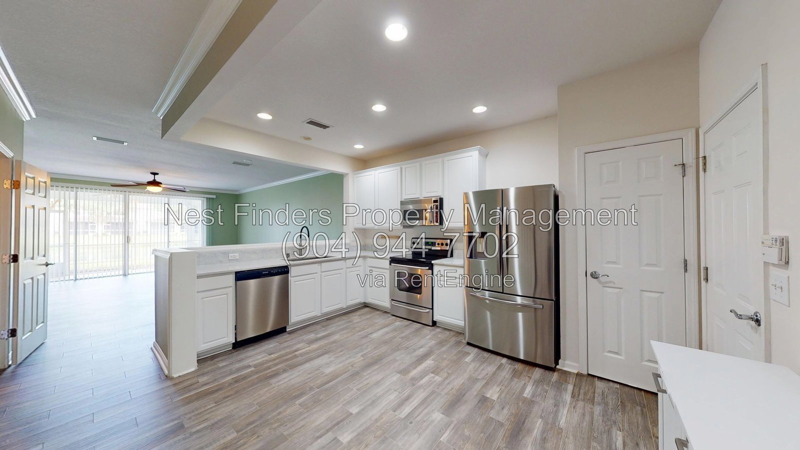 Beautiful townhome for rent in Campfield! property image