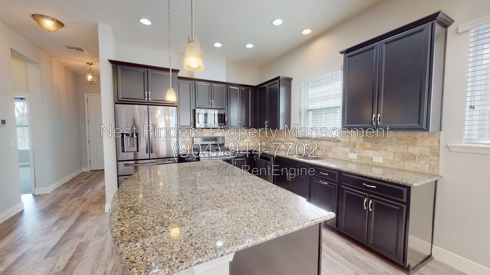Well-maintained, 3 bed/ 2 bath + Office Shearwater home! T property image