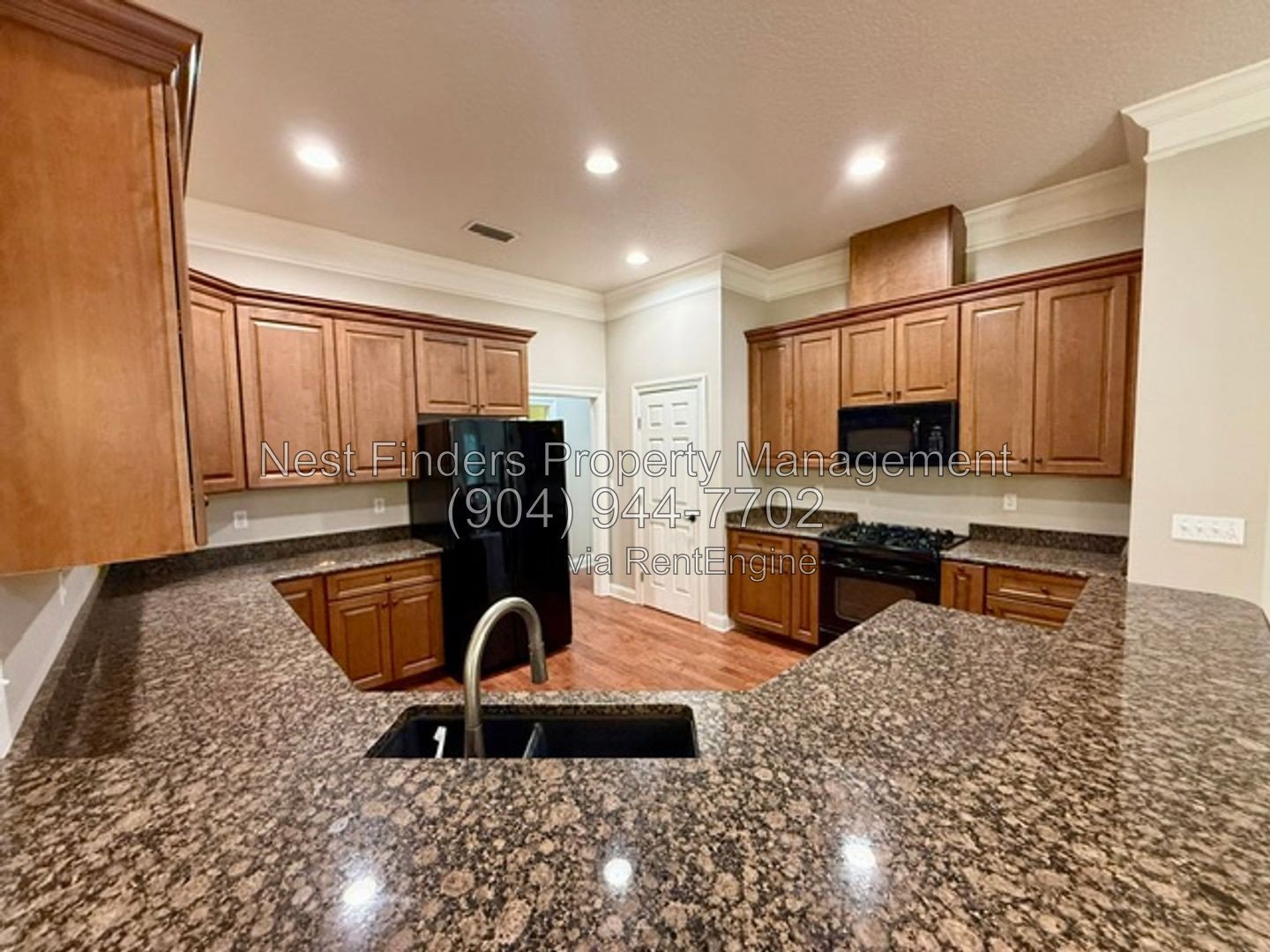 Beautiful 4-bedroom, 3-bathroom home for rent in World Golf Village! property image