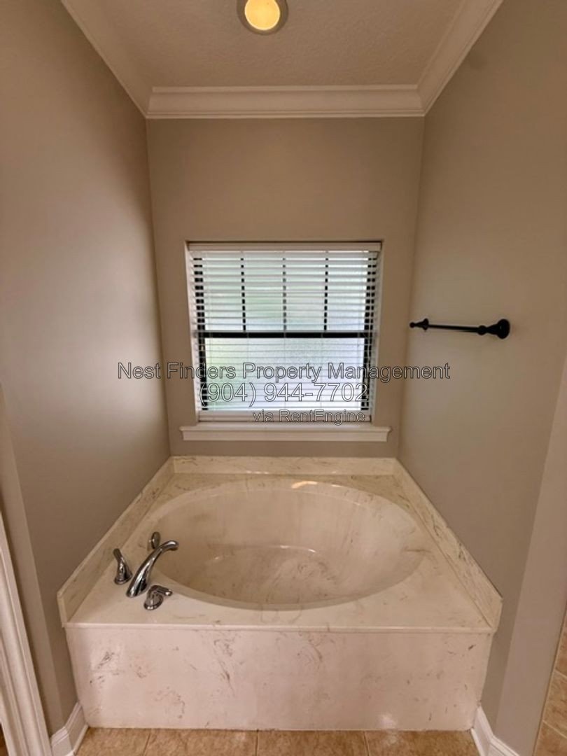 Beautiful 4-bedroom, 3-bathroom home for rent in World Golf Village! property image