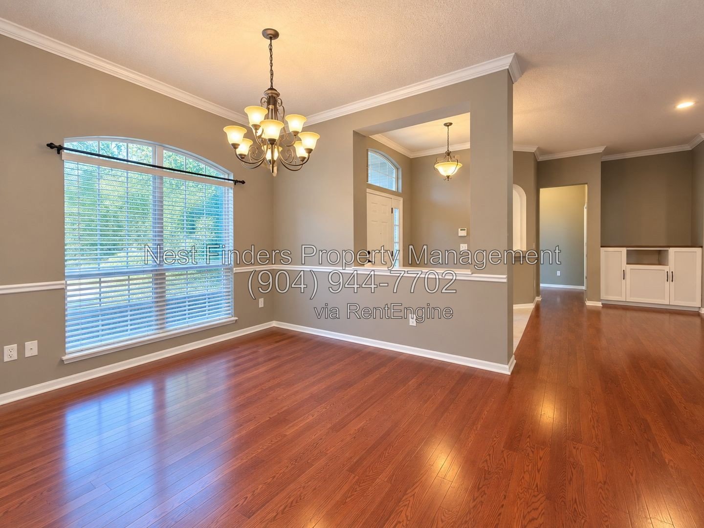 Spacious 3-bedroom, 2-bathroom home offering approximately 1,915 square feet of living space in a convenient South Jacksonville location property image