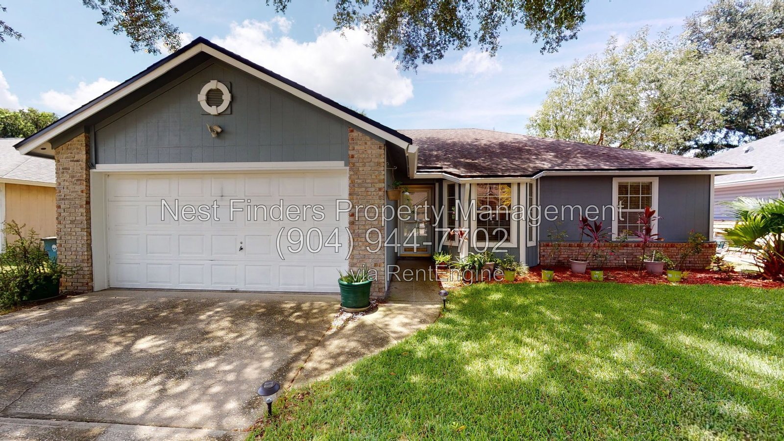 Cute 3 bedroom, 2 bathroom home in the Fort Caroline area.! property image