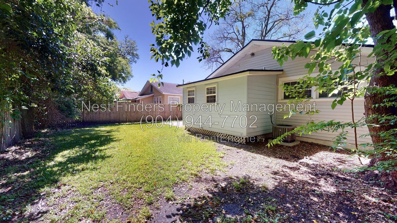 Charming 3 bedroom, 1 bathroom home for rent in the historic Riverside area! property image