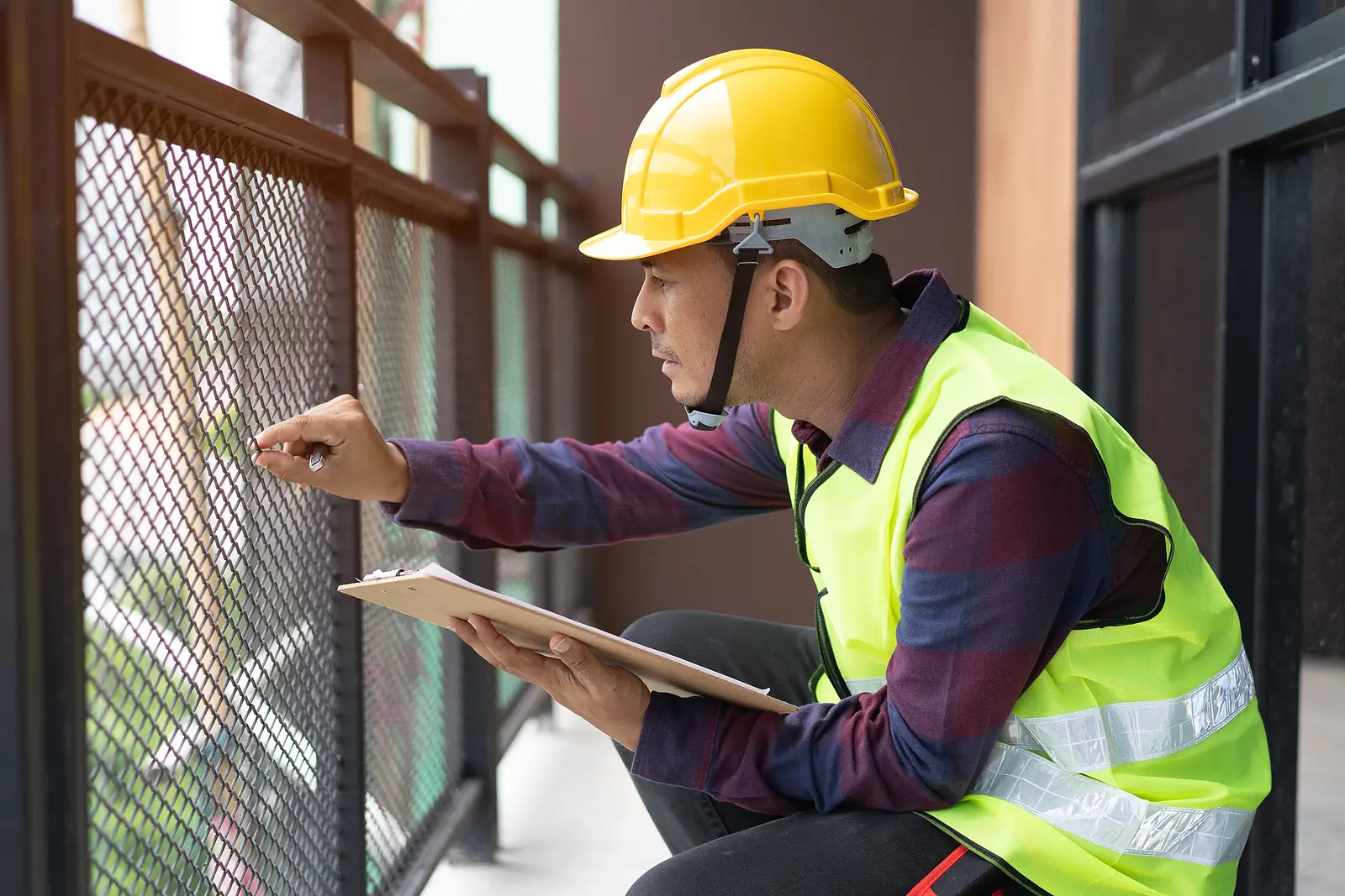 How Much Can a Landlord Charge for Damages? Guide to Repair Costs and Legal Limits